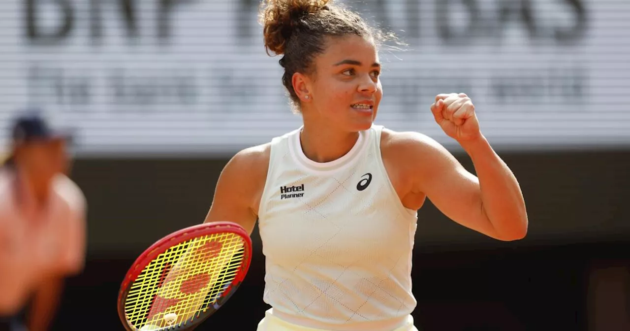 Jasmine Paolini llega a la final de individuales y dobles en el Abierto de Francia