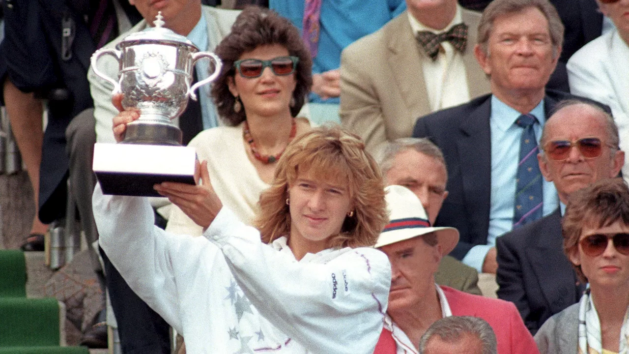 Steffi Graf humiliated opponent in brutal 32-minute French Open final victory with rare scoreline...