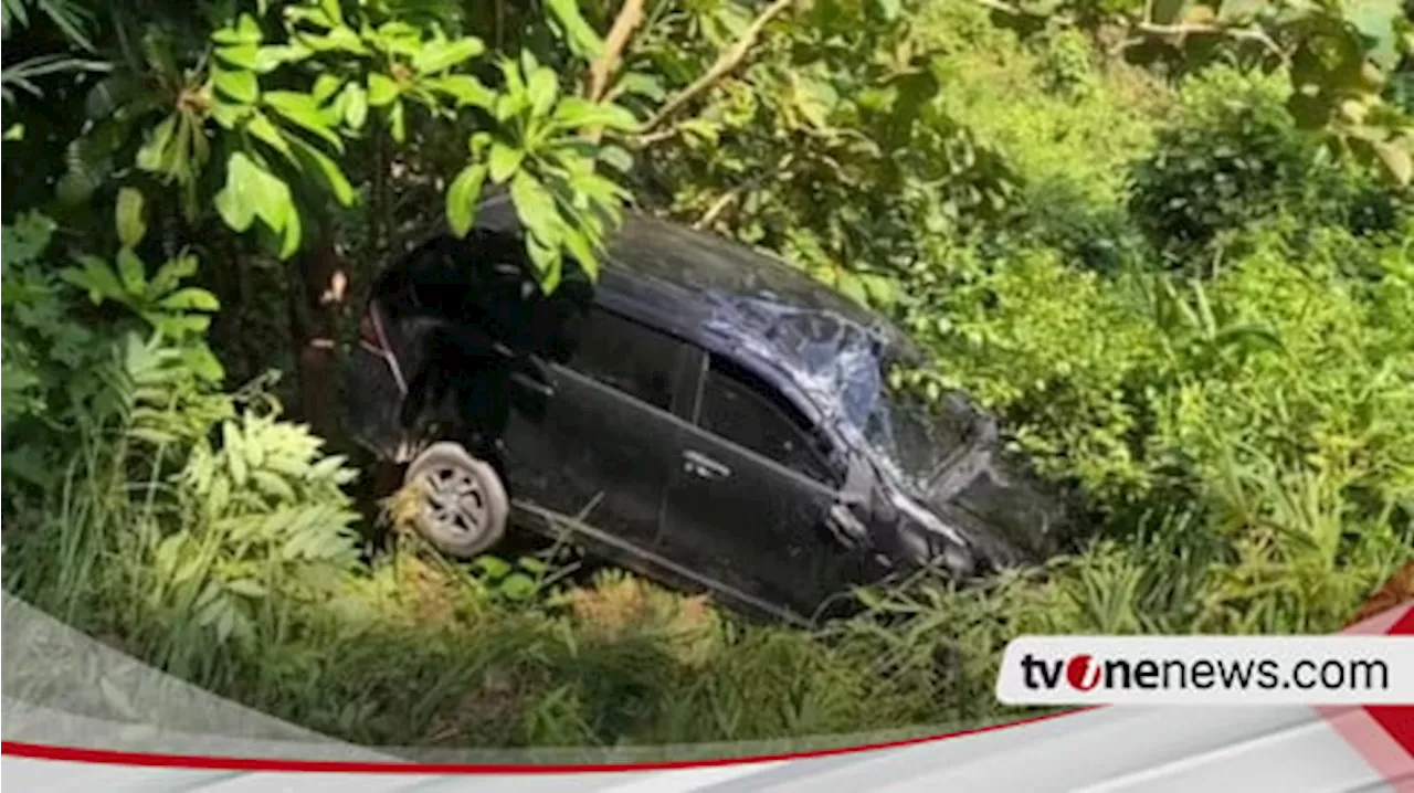 Mobil Dinas Milik Pemkab Brebes Terjun ke Jurang di Bantarkawung Usai Ikuti TMMD