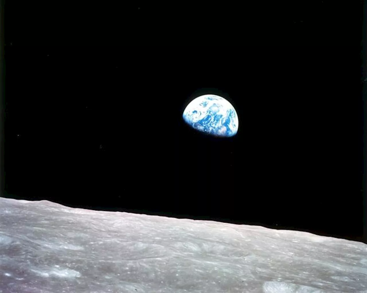 Addio a Bill Anders, l'astronauta Usa che scattò la foto della 'terra che sorge'