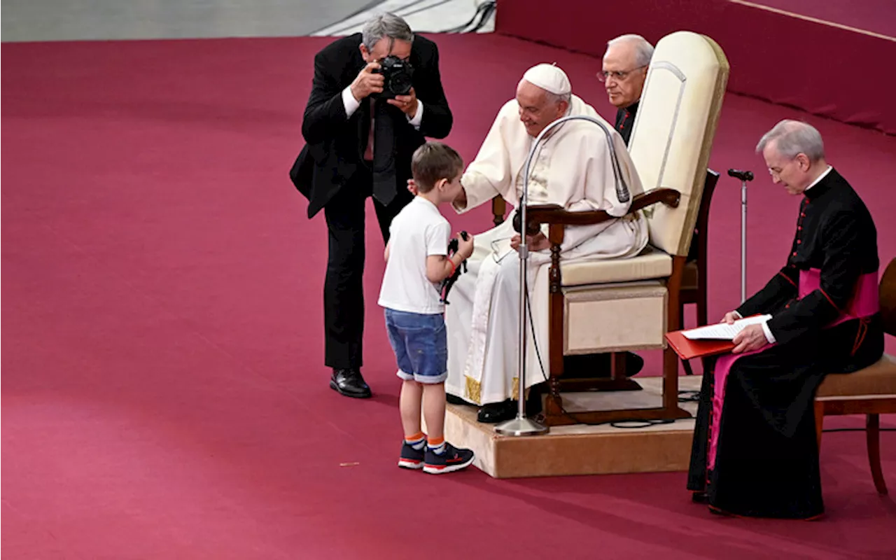 Papa Francesco durante l'incontro con le Corali