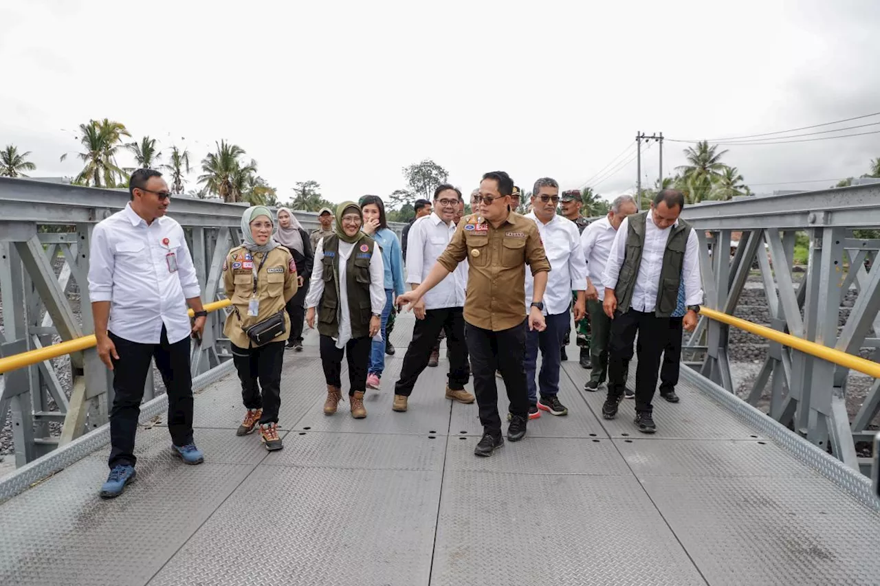 Jatim resmikan selesainya tanggul dan jembatan terdampak lahar Semeru