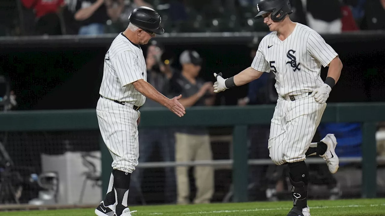 White Sox use 3 homers to stop 14-game slide with 7-2 victory over Red Sox