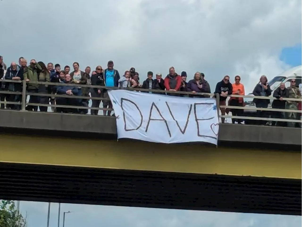 Dave Day ride sees packed motorway bridges as Preston and Lancashire says farewell