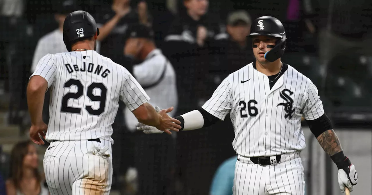 White Sox use 3 homers to stop 14-game slide with victory over Red Sox