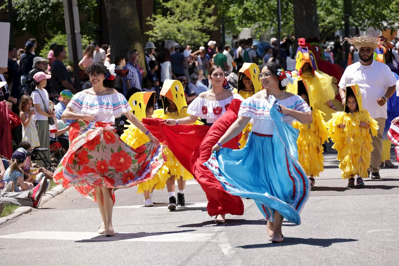 Thousands enjoy the bright colors and great weather at Parade the Circle (photos)