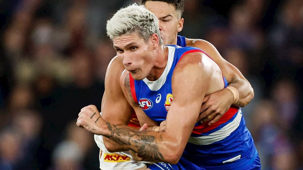 ‘Fans have really turned against him’: ‘Unsavoury’ scenes as Dog subbed out amid trade whispers