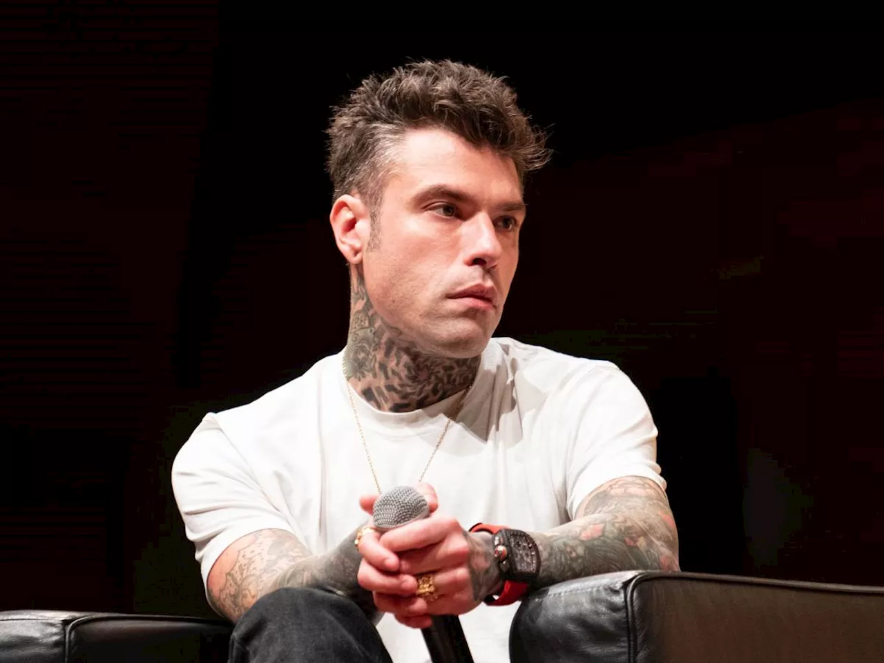 Fedez torna a sfogarsi: 'Tra me e Chiara una relazione tossica'