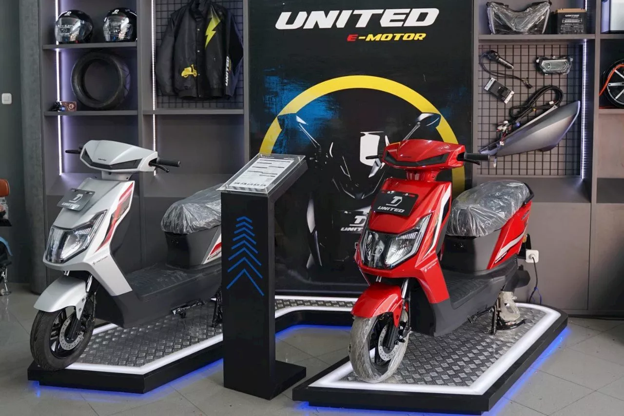 United E-Motor Fokus Menambah Showroom Motor Listrik dan Program Promo Menarik