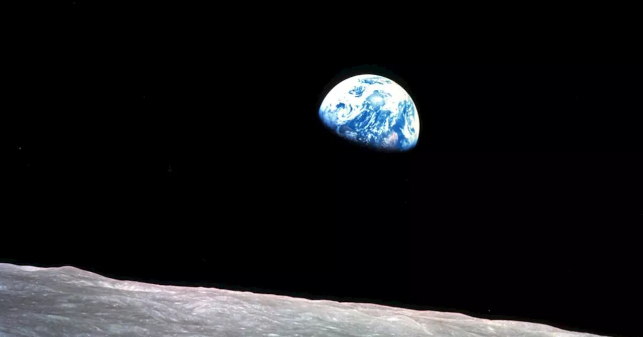 Bill Anders, Apollo 8 astronaut who took iconic 'Earthrise' photo, dies in plane crash