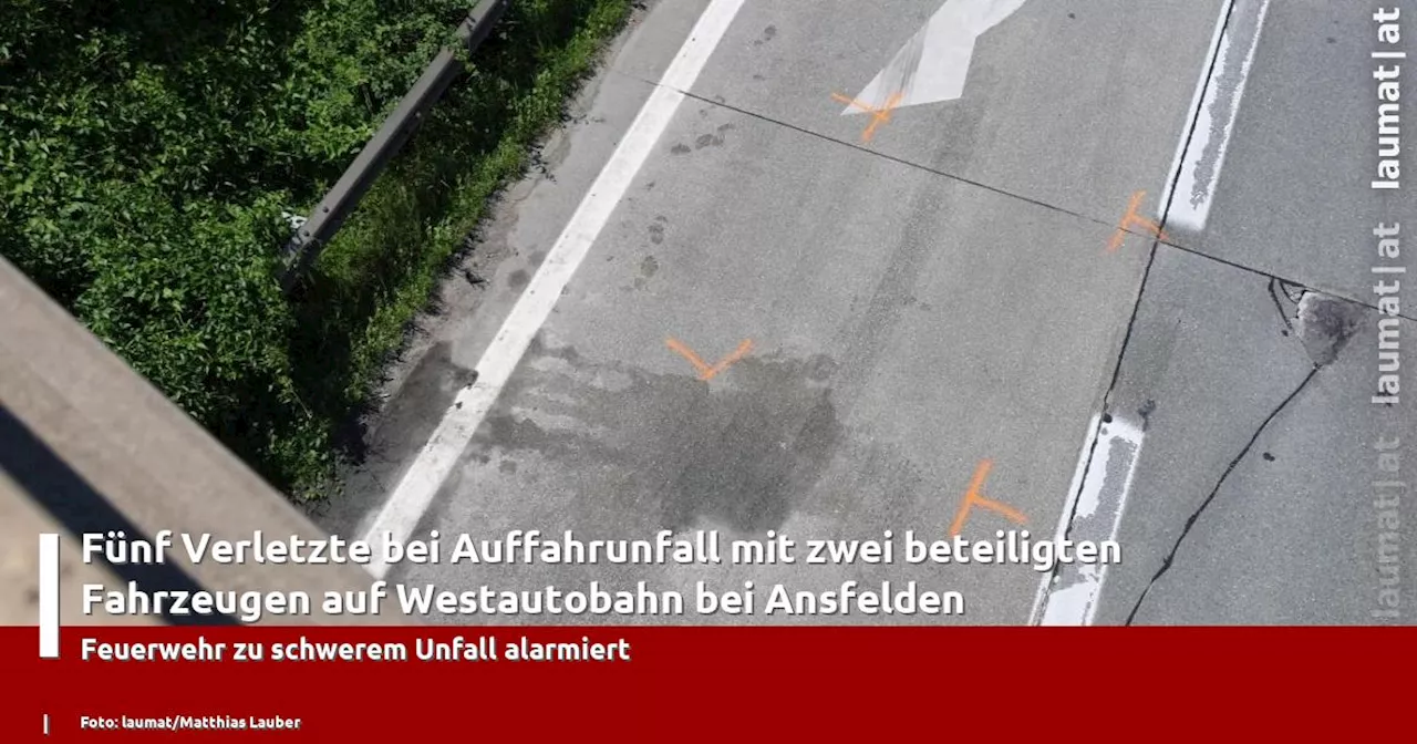 Fünf Verletzte bei Auffahrunfall mit zwei beteiligten Fahrzeugen auf Westautobahn bei Ansfelden