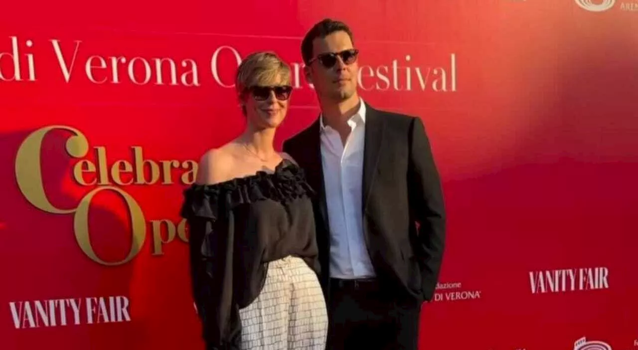 Federica Pellegrini e Matteo Giunta, red carpet all'Arena di Verona senza la figlia Matilde: «Dobbiamo ricorda