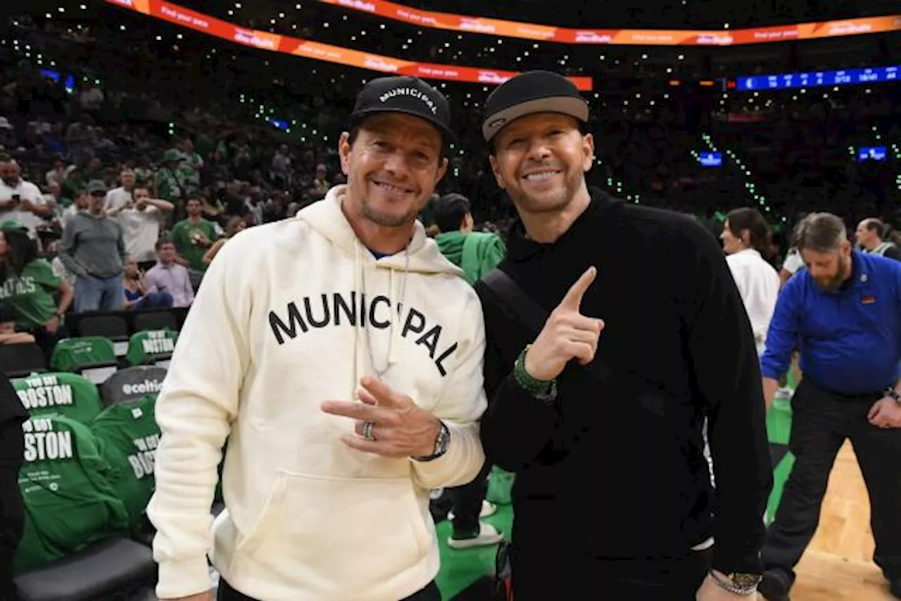 Mark Wahlberg, Pep Guardiola, Matt Damon, Ben Affleck... un parquet de vedettes au TD Garden de Boston