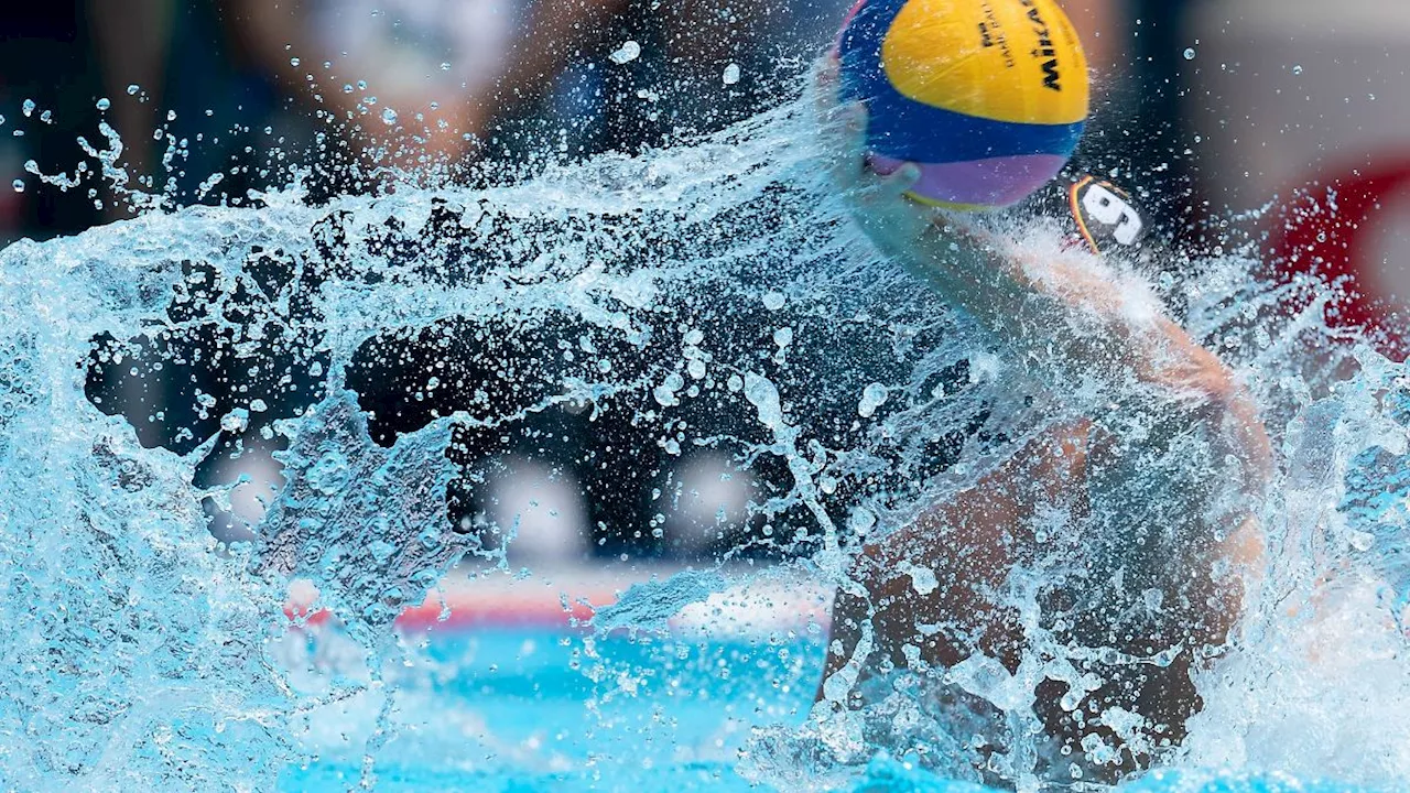 Berlin & Brandenburg: Spandauer Wasserballer unterliegen im Meisterschaftsfinale