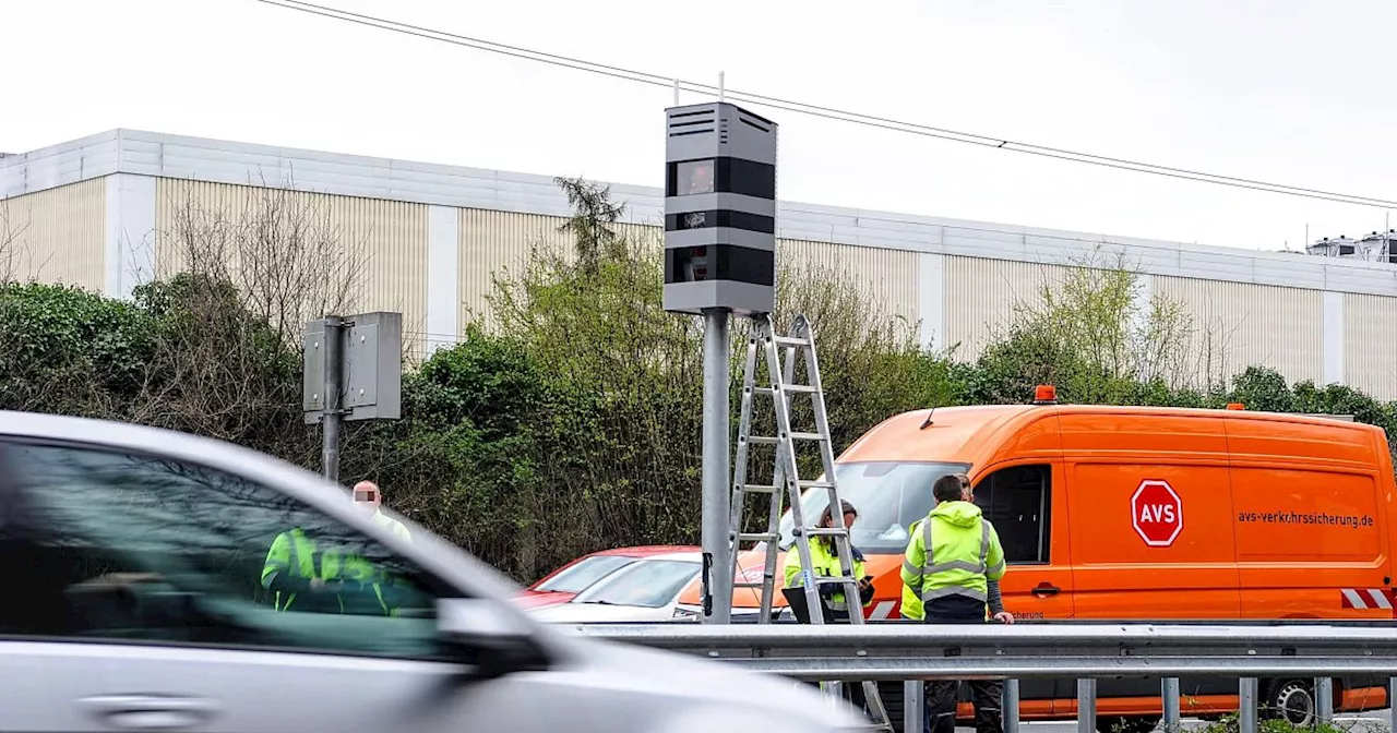 Neuer Bielefelder Blitzer am OWD lässt Motorräder durchrauschen