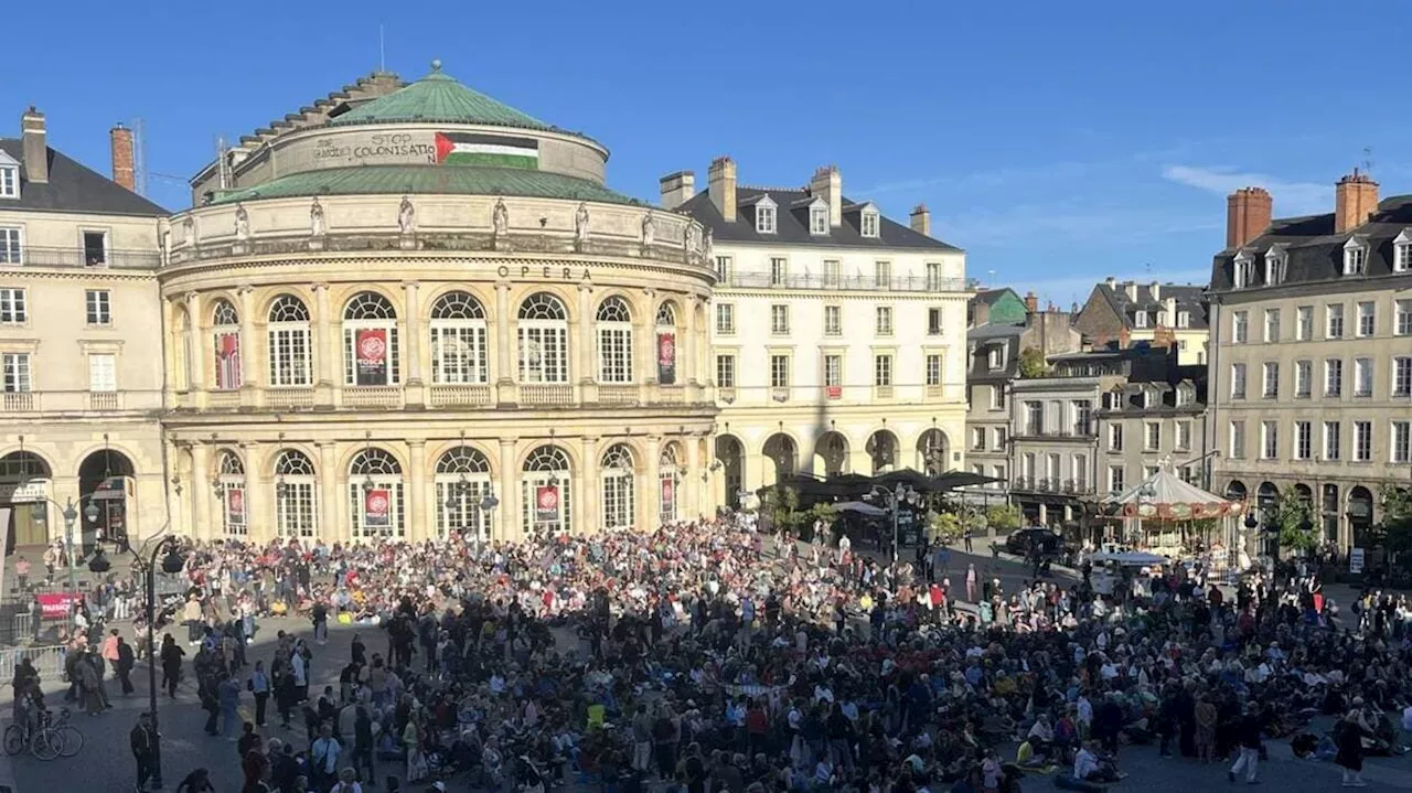 Plus d’un millier de personnes à Rennes pour l’opéra sur écran géant