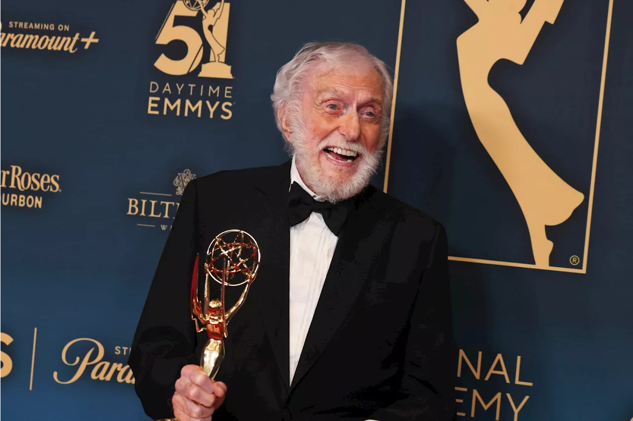 Dick Van Dyke, at 98, Becomes Oldest Daytime Emmy Winner Ever