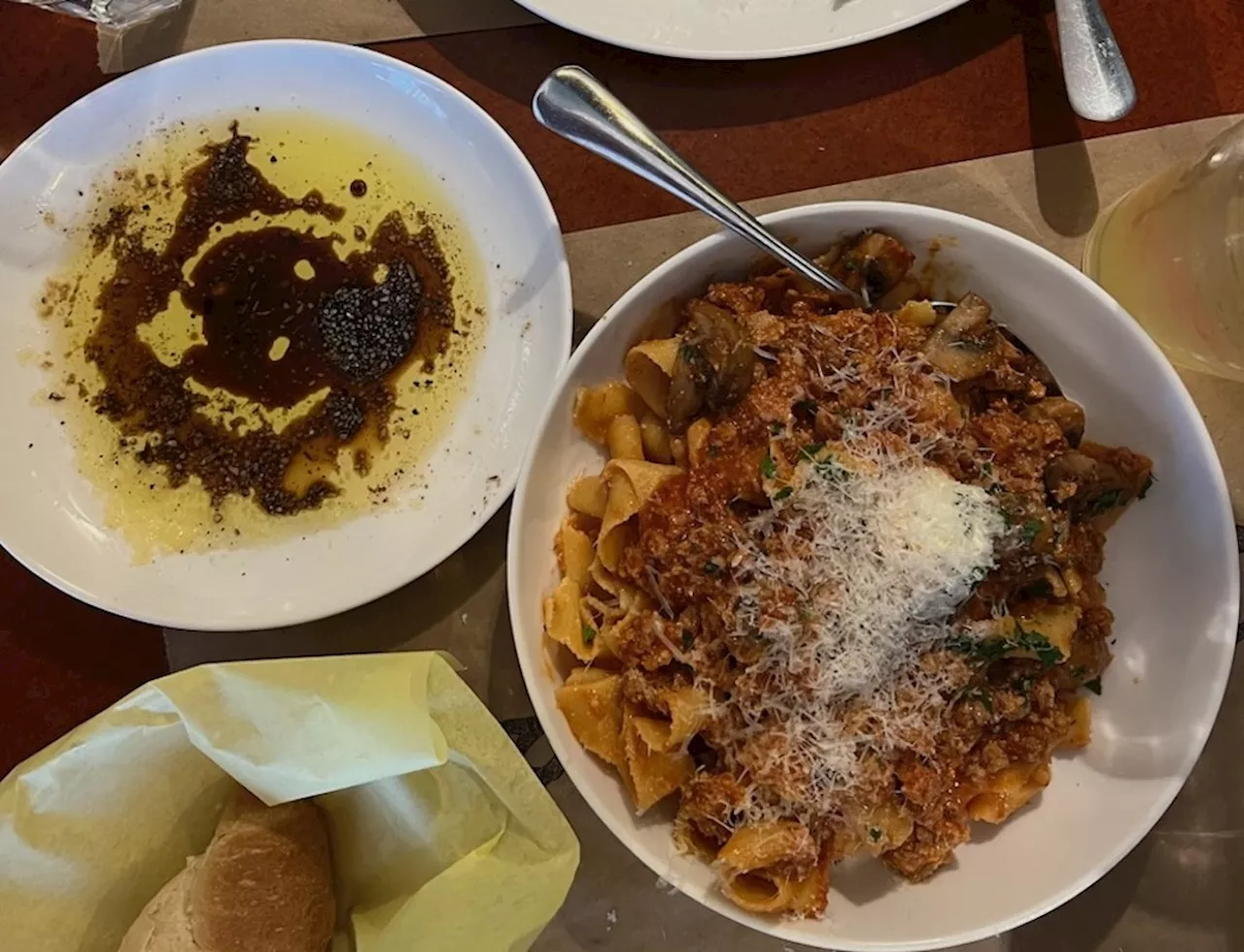 Food and service at San Antonio’s unassuming Pazzo Pastaria worthy of raves