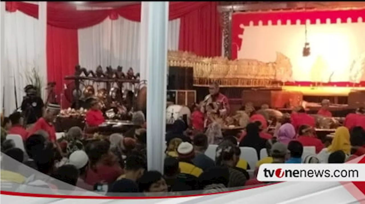 Peringati Bulan Soekarno, PDIP Gelar Wayangan Lakon di Masjid At-Taufiq