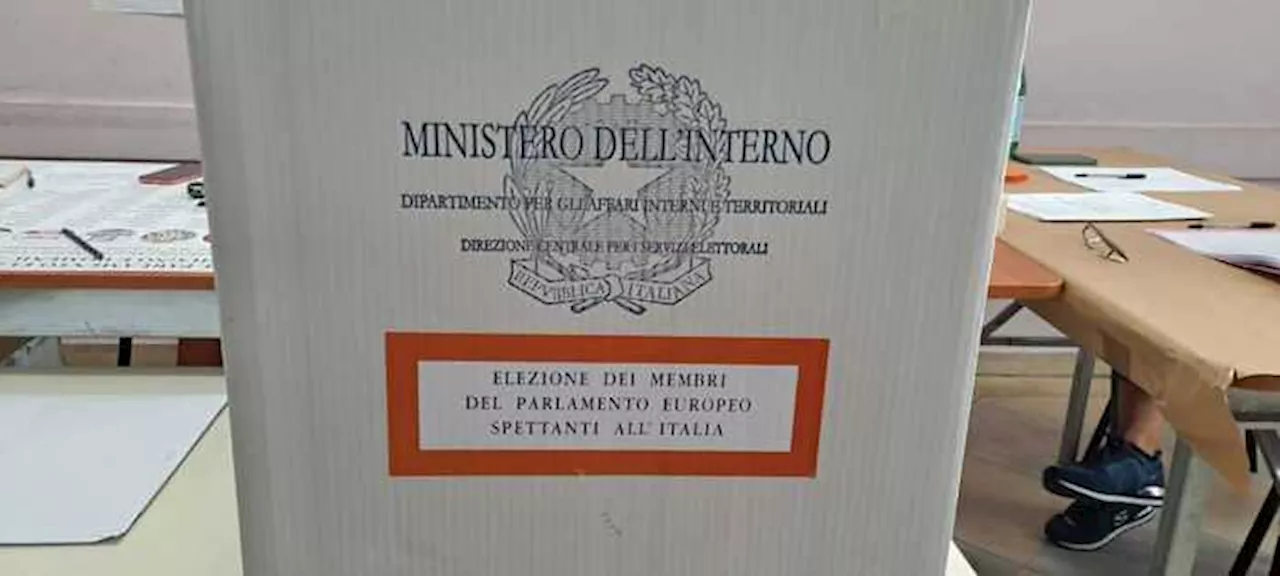 Terza proiezione Rai, FdI al 28,9% e Pd al 24,5% salgono ancora