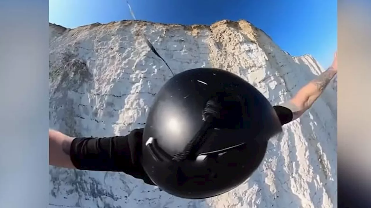 Dramatischer Action-Sprung: Base-Jumper verliert Helm