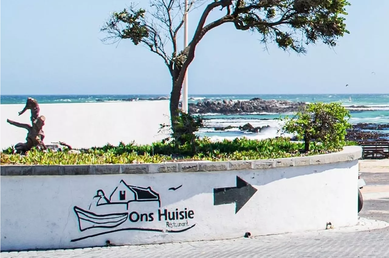 Ons Huisie restaurant is the home away from home in Bloubergstrand