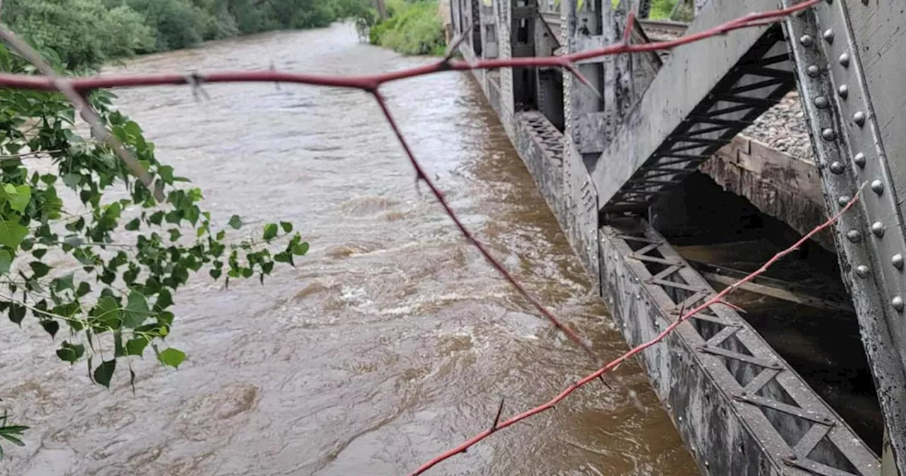 Rapid snowmelt prompts flood warnings, watches in parts of Colorado; minor flooding expected in Fremont County