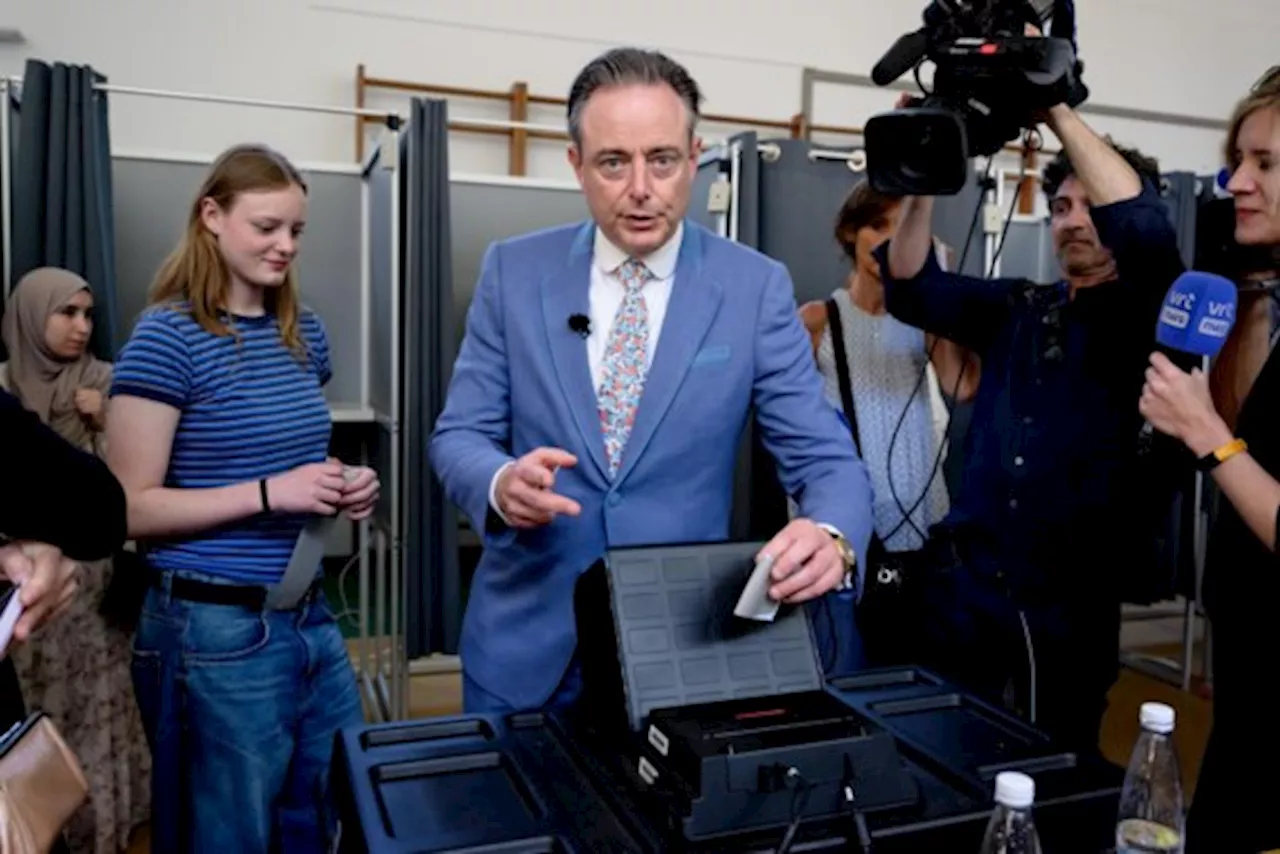 Bart De Wever zegeviert in Antwerpen