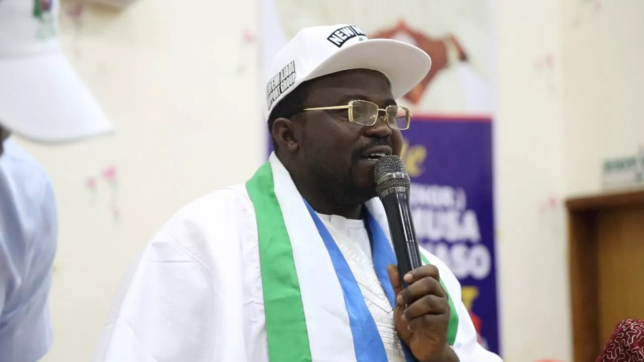 Minimum wage: Govs should cut salaries to N60k to serve Nigerians, says Ajadi
