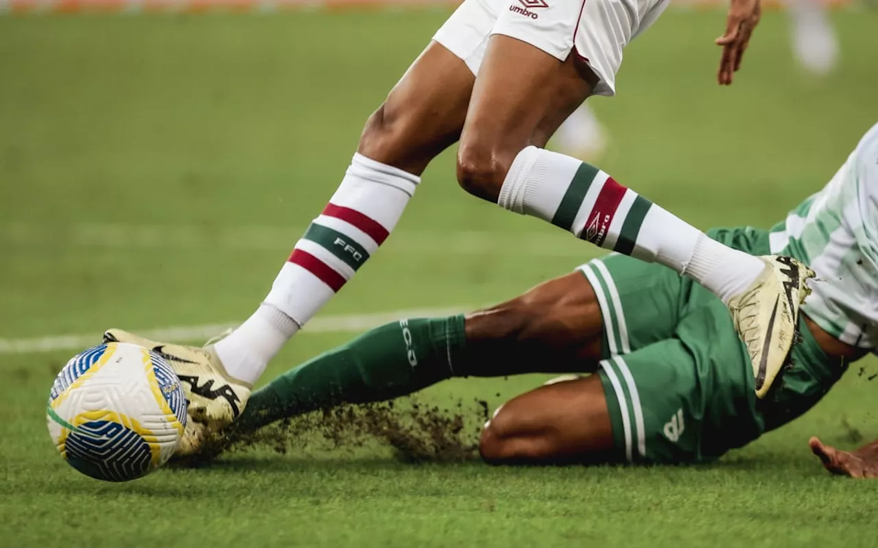 Maracanã luta para recuperar gramado durante a Data Fifa