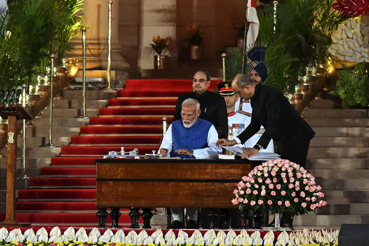 Inde : Narendra Modi a prêté serment pour un troisième mandat, entouré de ses alliés