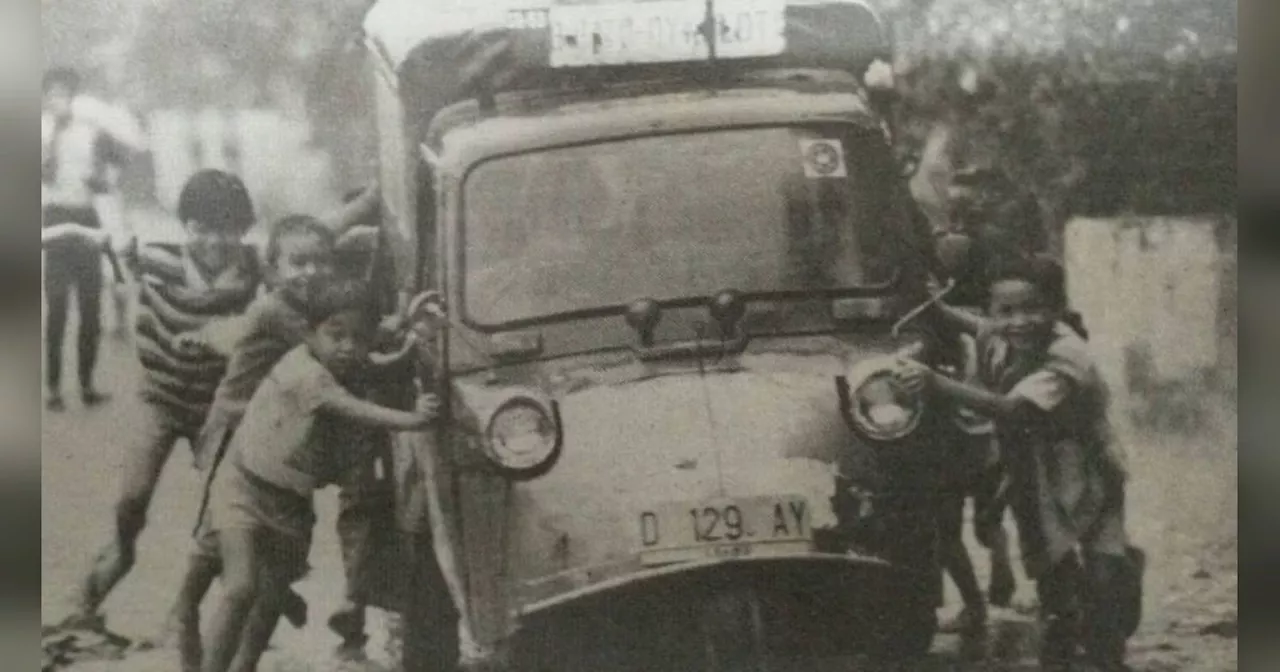 Intip Suasana Jadul Bandung Tahun 1971, Banyak Bemo di Kota hingga Azan Masjid Masih Manual dari Jendela