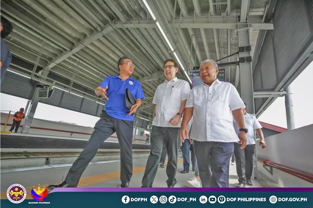 Govt assures public of affordable LRT extension fares