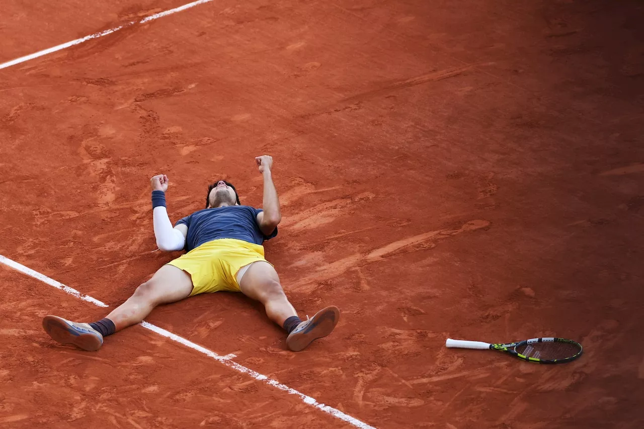 Carlos Alcaraz rallies to win French Open final, his 3rd Grand Slam title