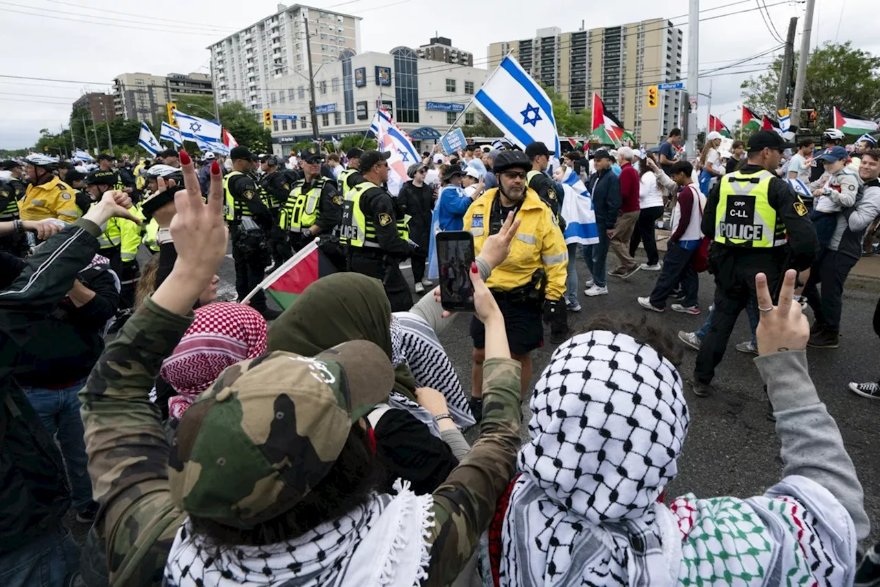 Toronto 'Walk with Israel' event held amid high security, faceoffs with protesters