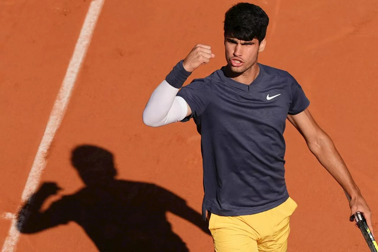 Roland-Garros 2024 : Carlos Alcaraz décroche son troisième titre du Grand Chelem en renversant Alexander Zverev