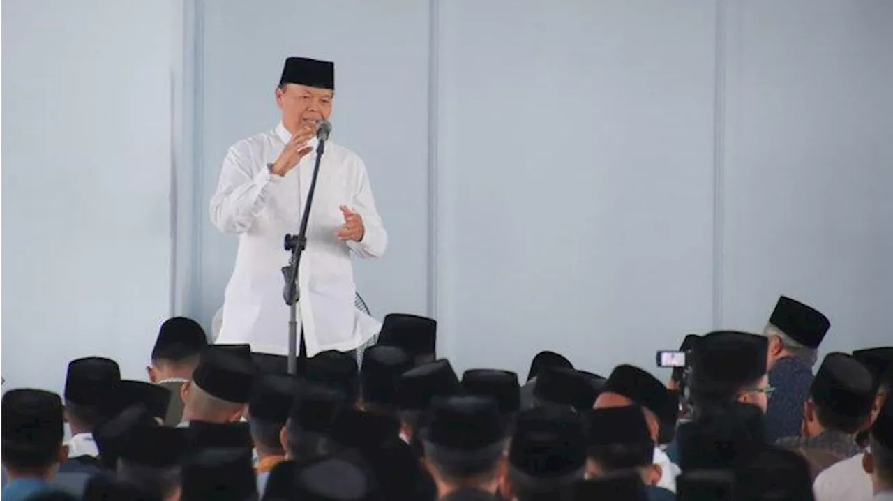 HNW Dorong Para Santri Amalkan Ajaran Para Kiyai untuk Kemajuan Umat Bangsa dan Negara