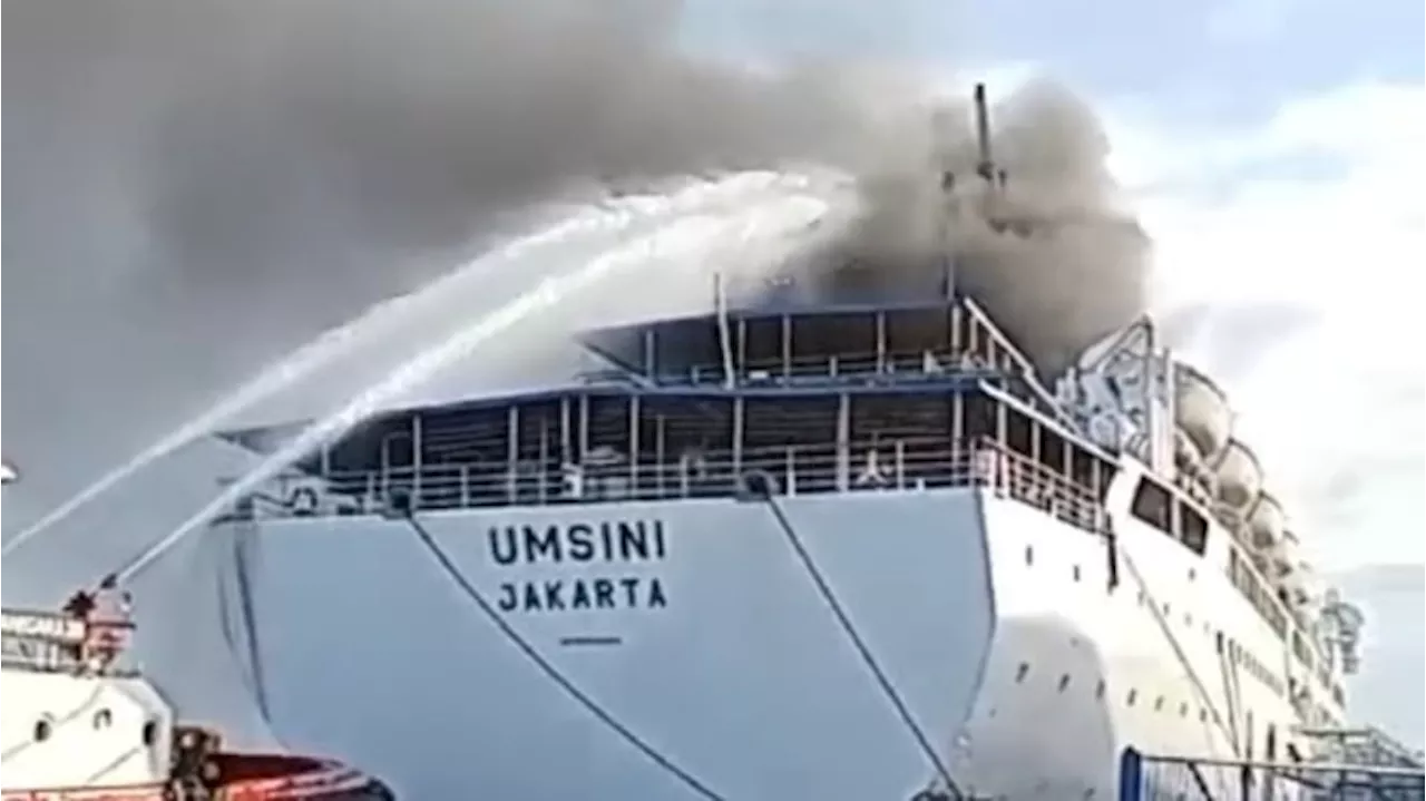 Kisah KM Umsini Terbakar, 1.667 Penumpang Panik Ada yang Loncat dari Kapal