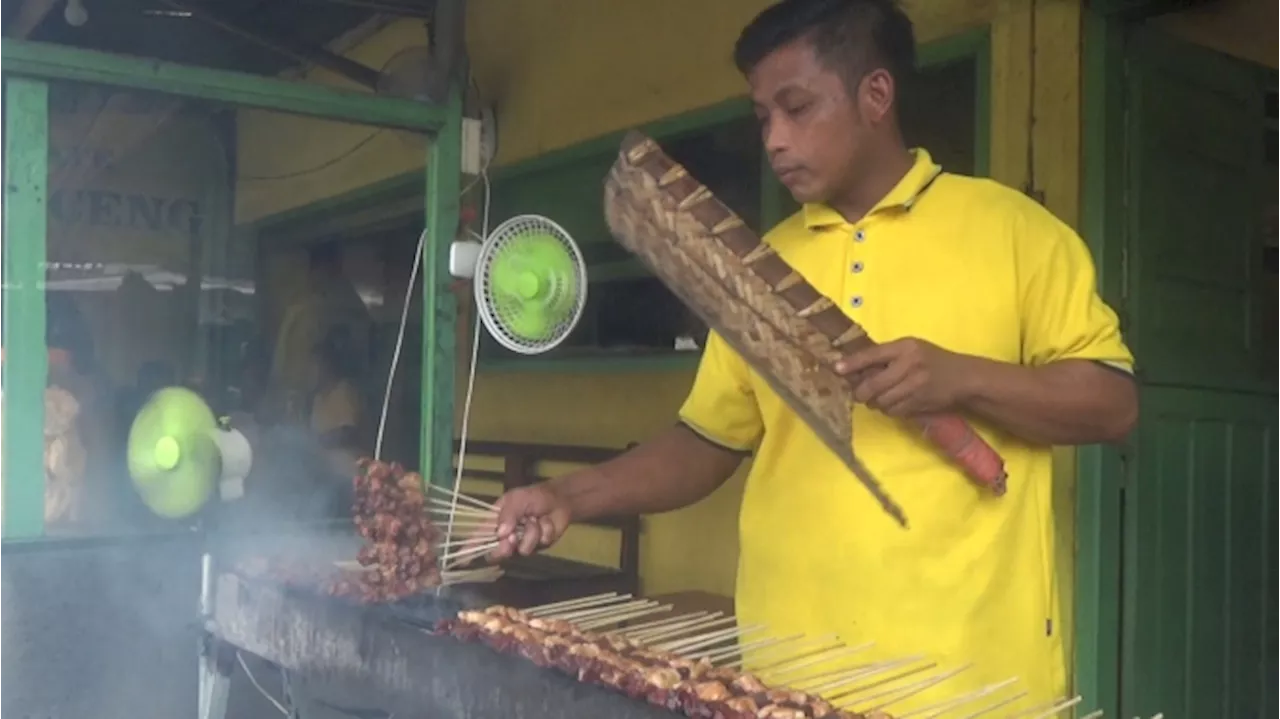 Sate Tugu Penceng, Sate Legendaris di Jombang Ini Habiskan 1 Ekor Sapi Per Hari