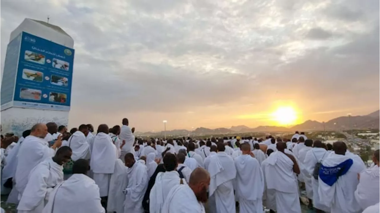 Untaian Doa-doa Wukuf di Arafah dalam Hadis Riwayat Sayyidina Ali