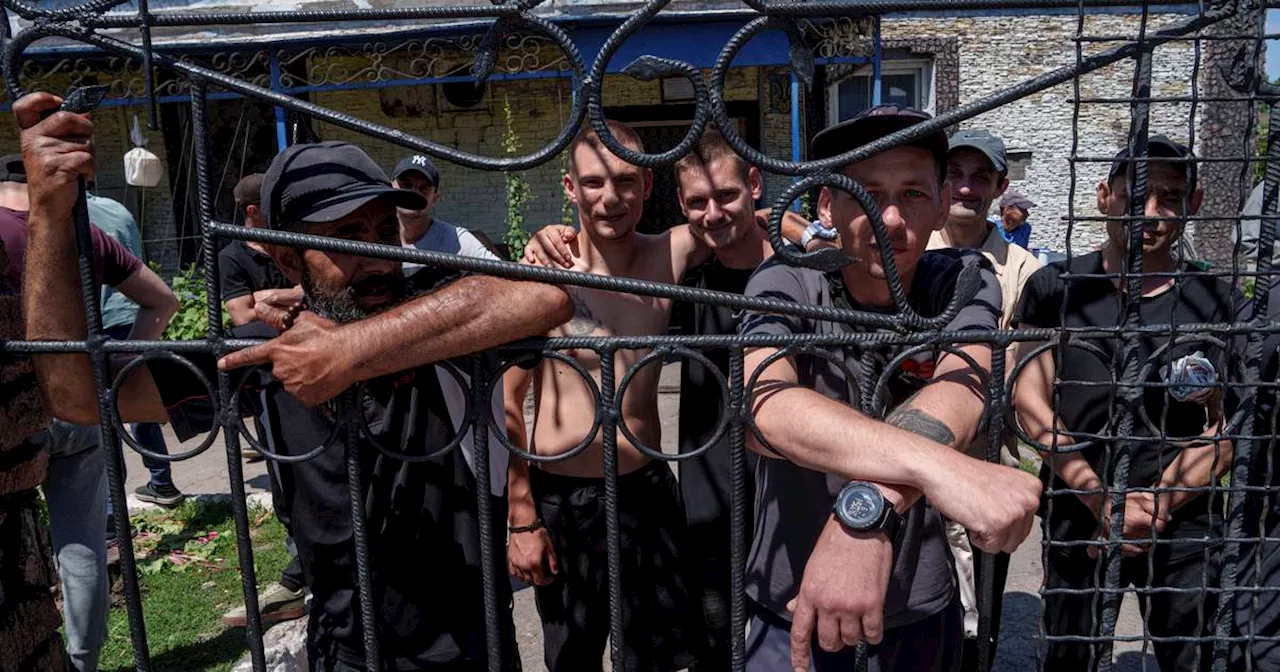 Ukraine is releasing thousands of prisoners so they can join the fight against Russia