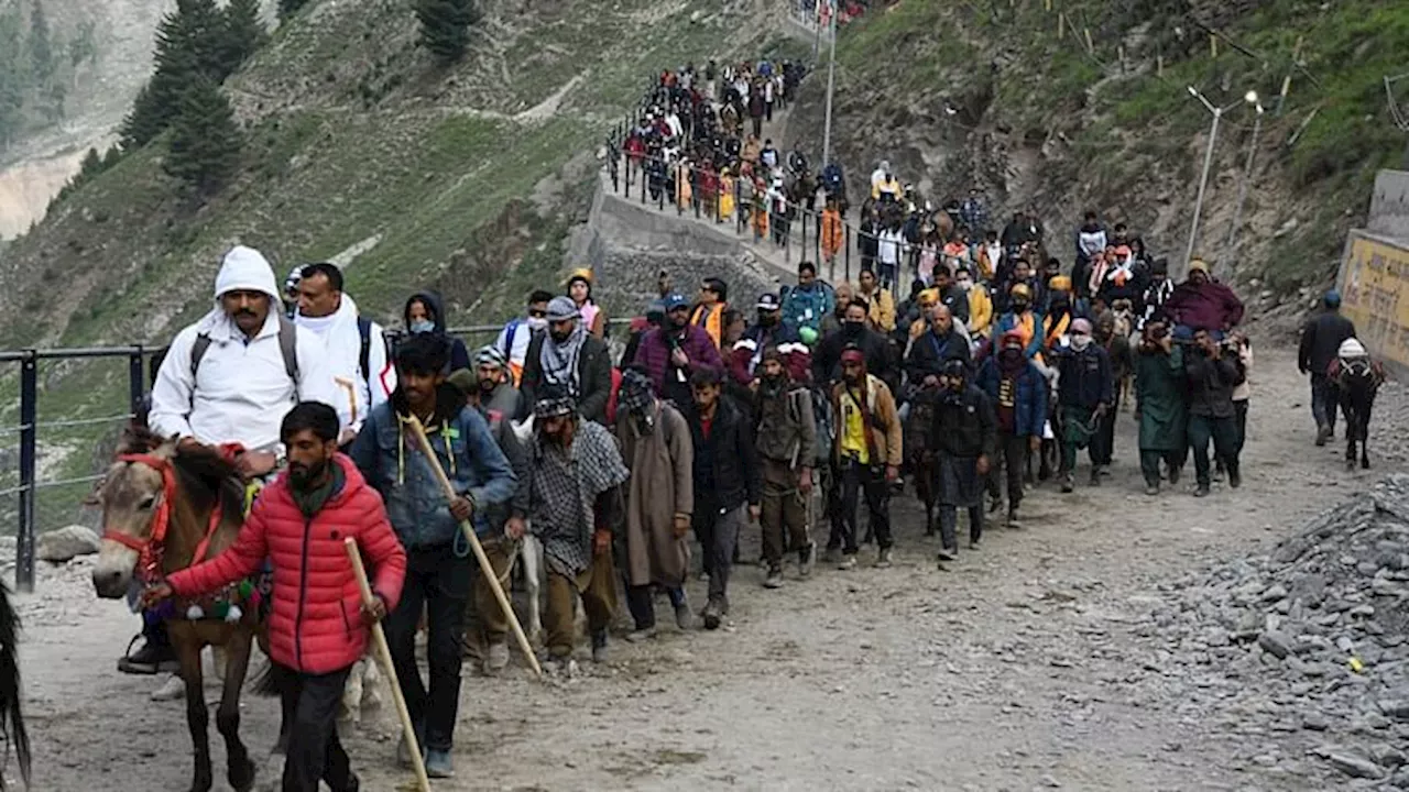 Amarnath Yatra: शिवभक्तों में भारी उत्साह, तीन दिन में 51 हजार से ज्यादा श्रद्धालु दरबार में पहुंचे