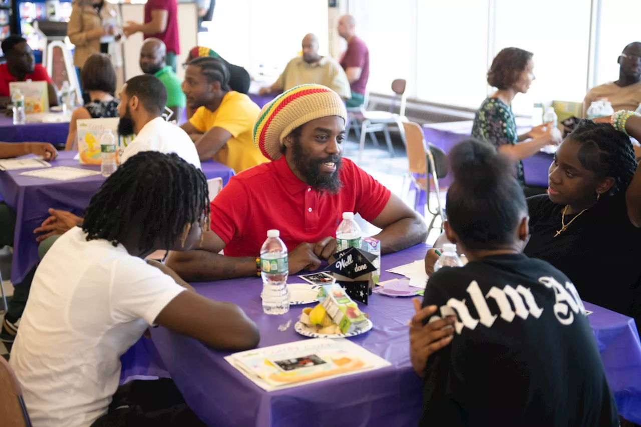How NYC men behind bars at Sing Sing stay connected with their families