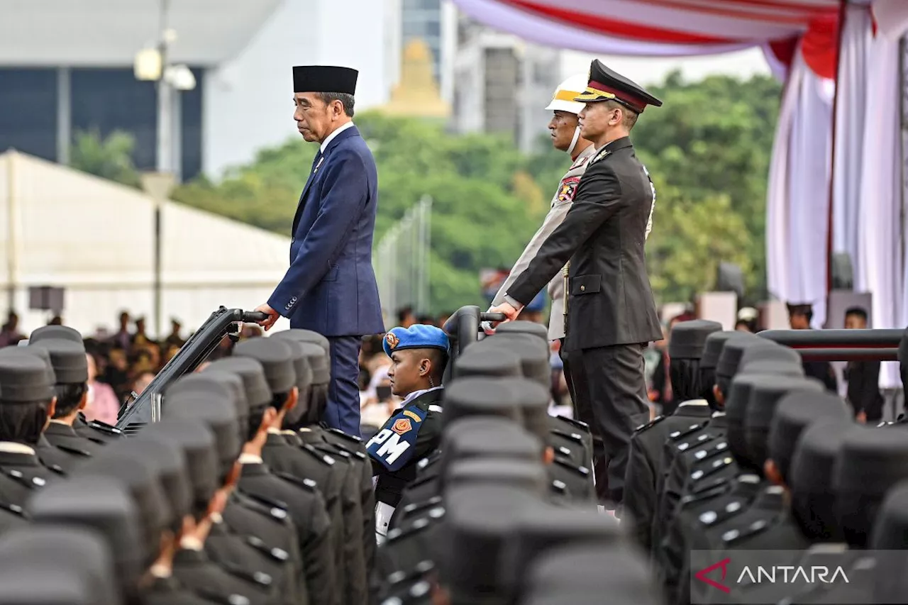 Presiden pimpin upacara HUT Ke-78 Bhayangkara di Lapangan Monas