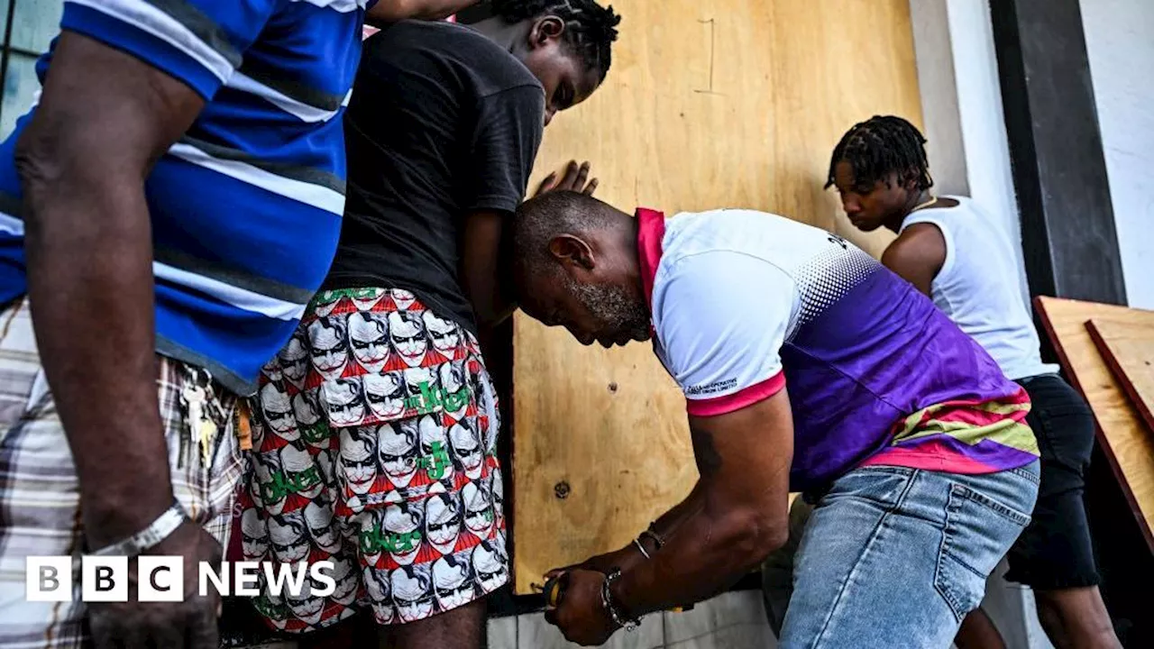 Hurricane Beryl: Airports shut as Caribbean residents urged to shelter