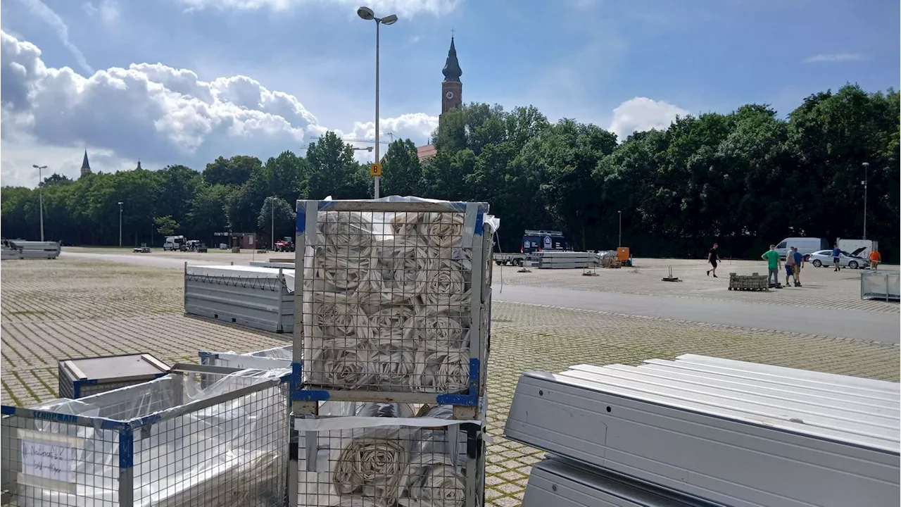 Aufbauarbeiten für das Gäubodenvolksfest haben begonnen