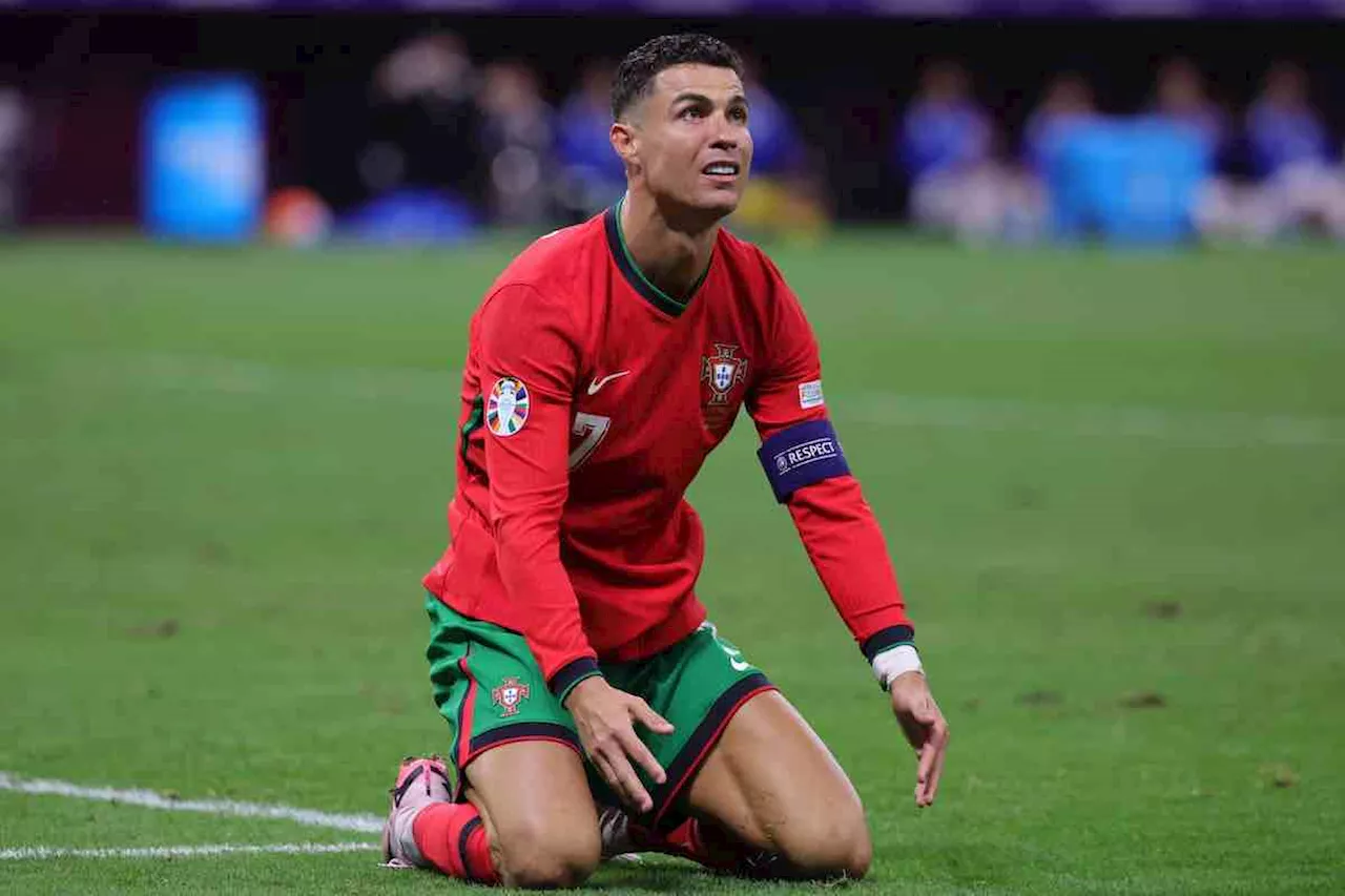 Cristiano Ronaldo, rigore sbagliato e lacrime: la serata no di CR7