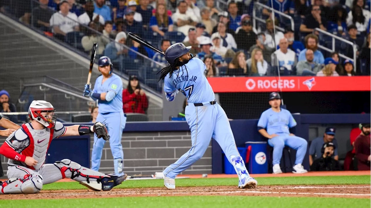 Vladimir Guerrero Jr. scratched from Blue Jays lineup because of sore right hand