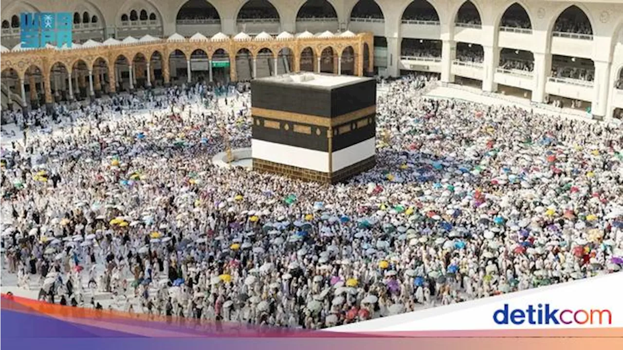 Mataf Masjidil Haram Dibatasi untuk Jemaah Umrah yang Pakai Ihram