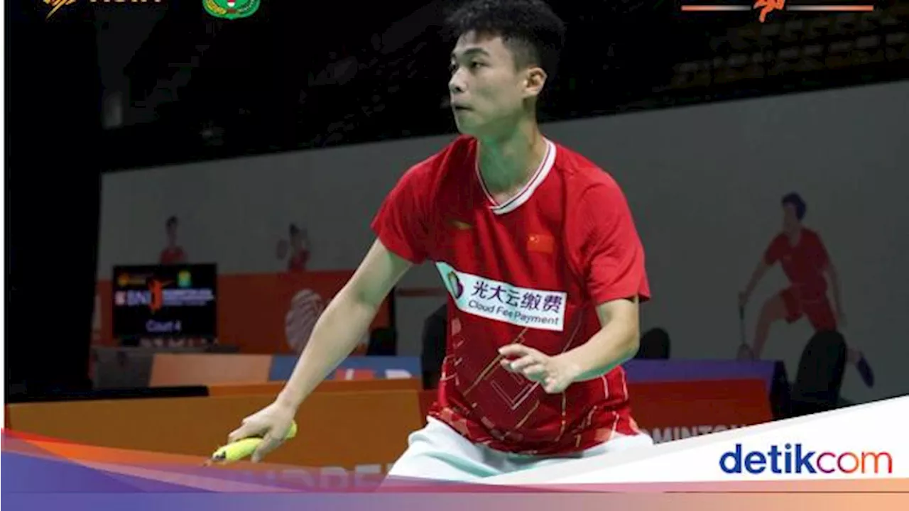 Momen Tragis Meninggalnya Pebulutangkis China Zhang Zhi Jie di GOR Jogja